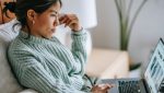 Las compras de artículos de retail estas navidades serán casi en un 60% online.